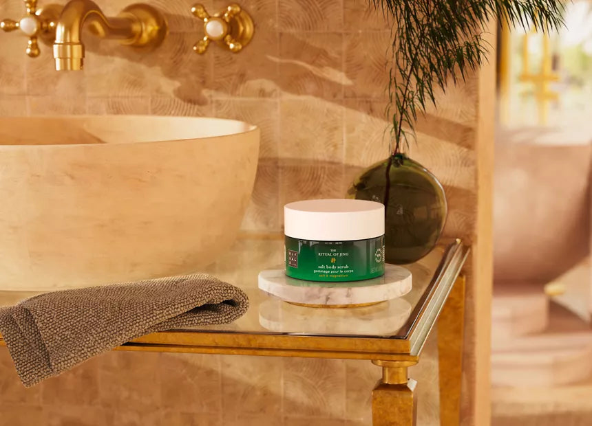 Salt Body Scrub The Ritual of Jing