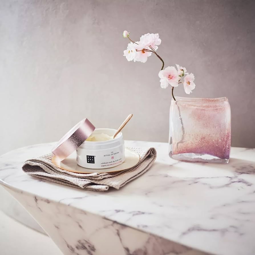 The Ritual of Sakura Sugar Body Polish