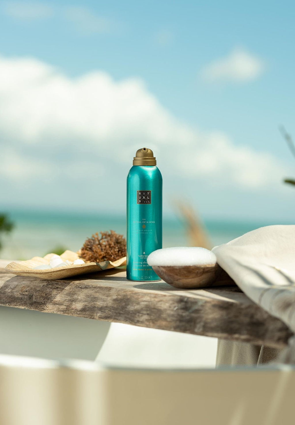 The Ritual of Karma Foaming Shower Gel