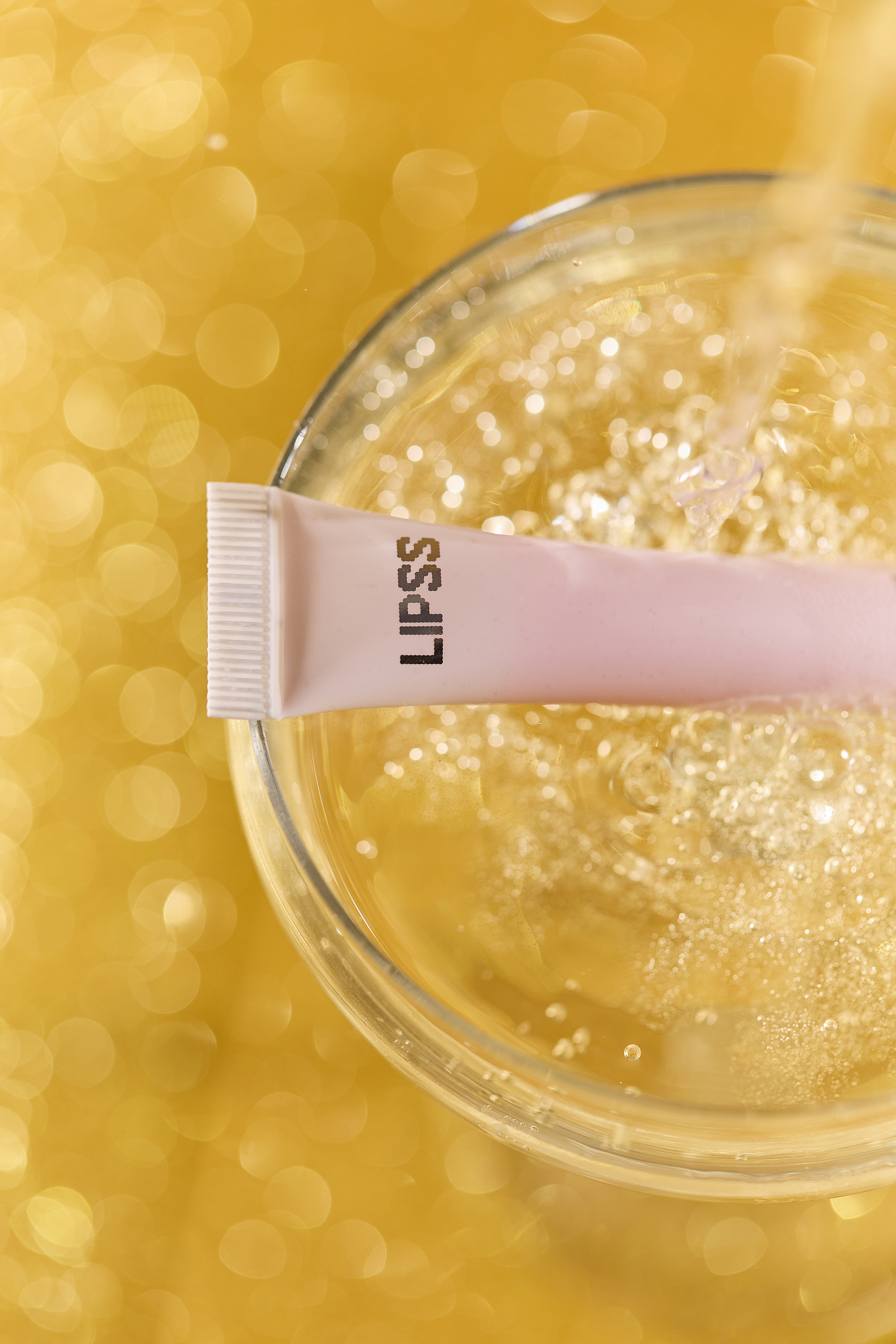 LIPSS Sparkling holiday